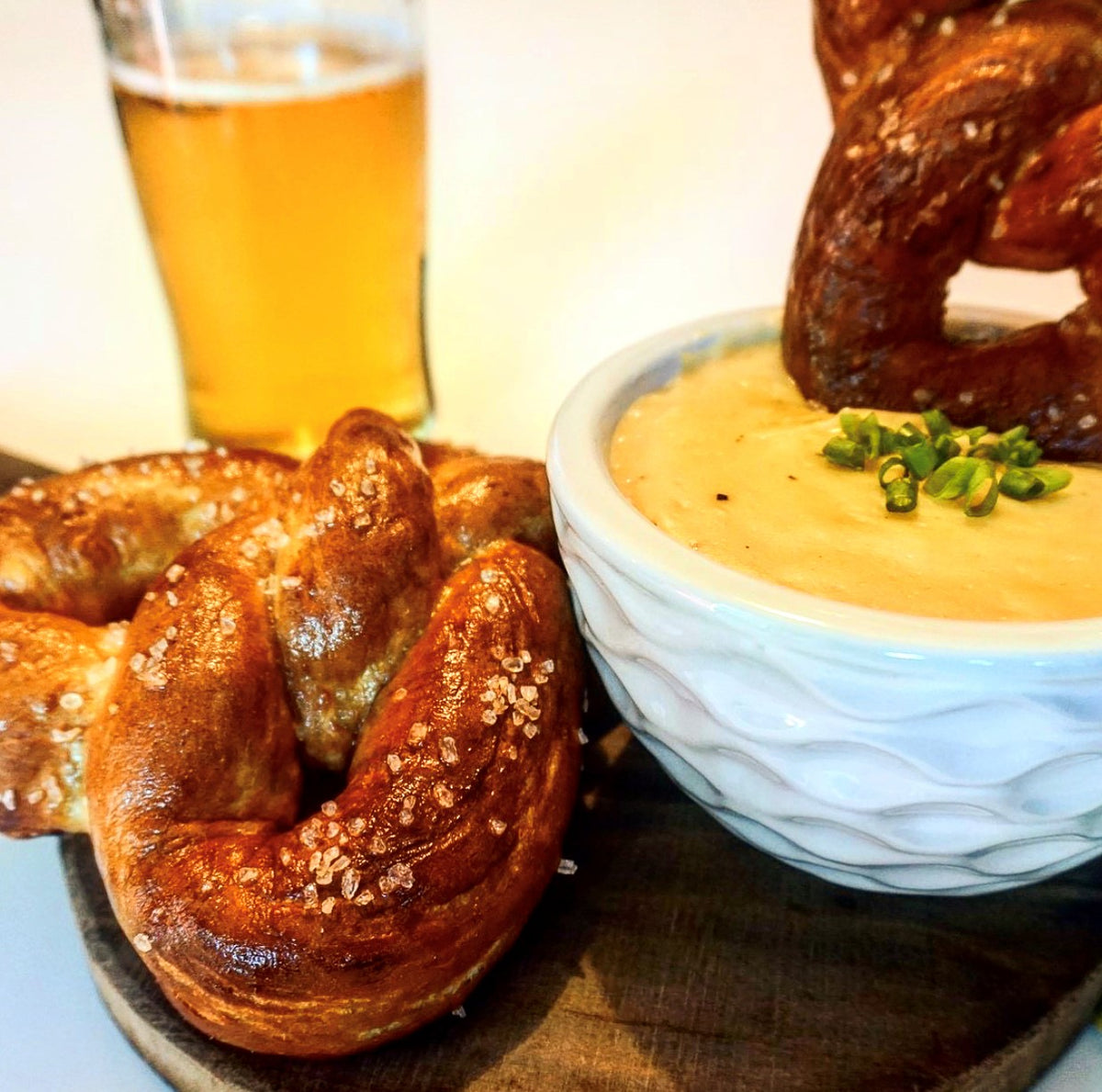 Truffle & Beer Sauce – VEGCHEESE